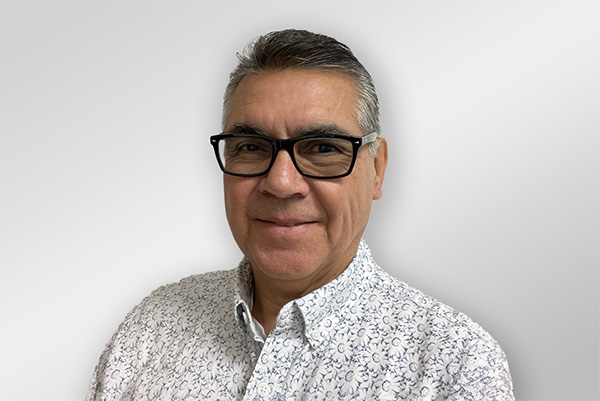 Richard Cortez, Controller